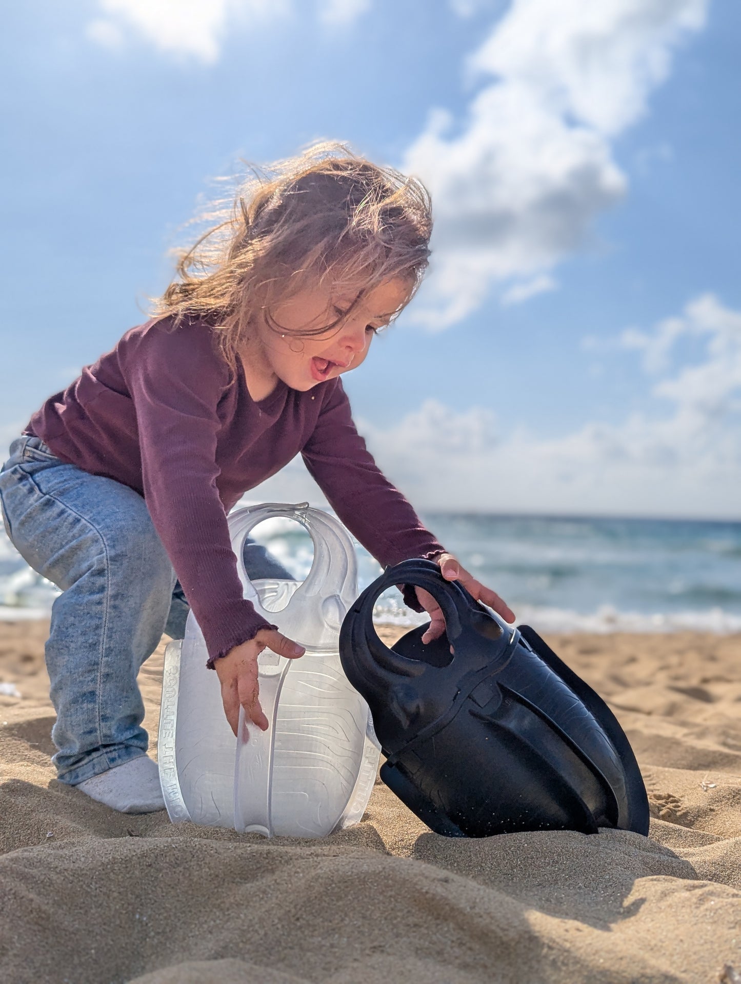 SCUTTLE THE MICROPLASTIC COLLECTING CUTTLE